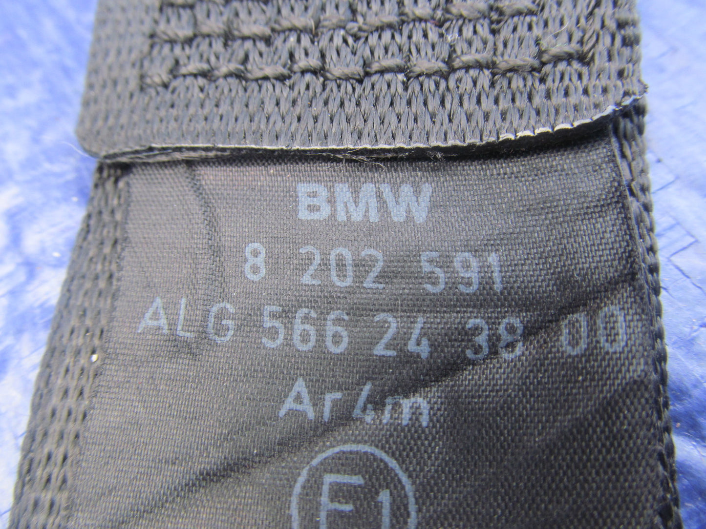 REAR SEAT BELT 8202591 LEFT OR RIGHT SIDE  From E46 BMW 318i SE SALOON 20012