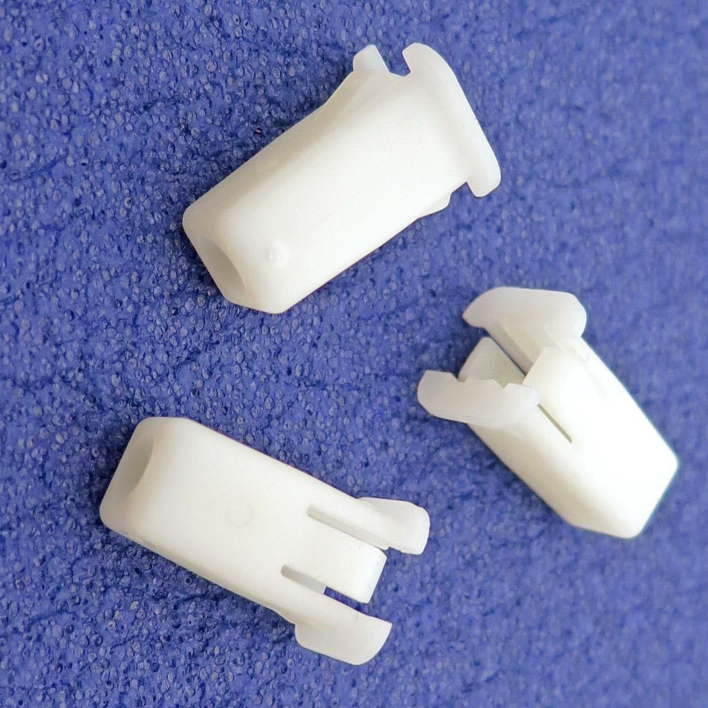 Ford Trim & Bumper Arch Liner Fastener Grommet Clips 6549354 Fits Many QTY 1011