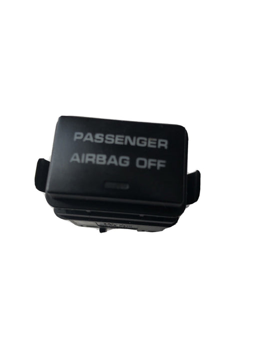 Passenger Airbag Switch 7L5919211A   From a Porsche 955 Cayenne 01-060