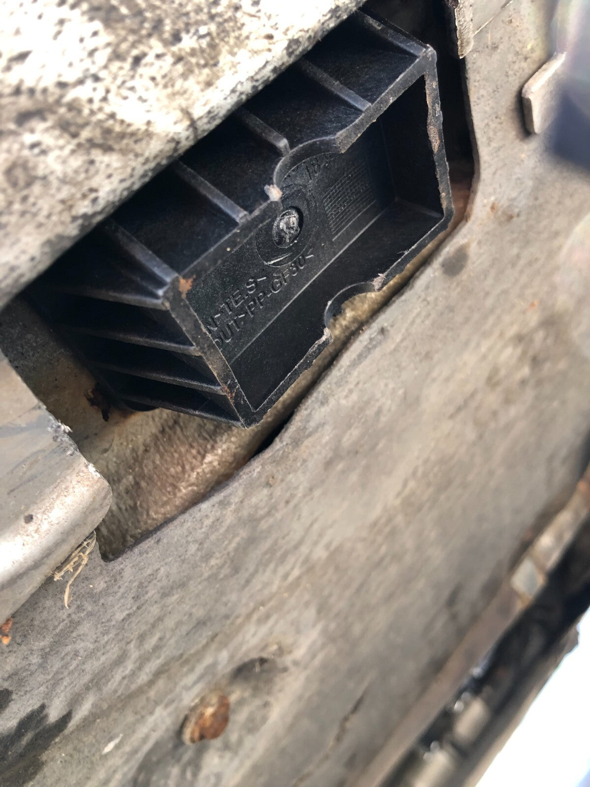 Jack Lifting Point Underbody Strength Lifting Mount BMW 1 3 5 X1 E87 E90 F10 F060