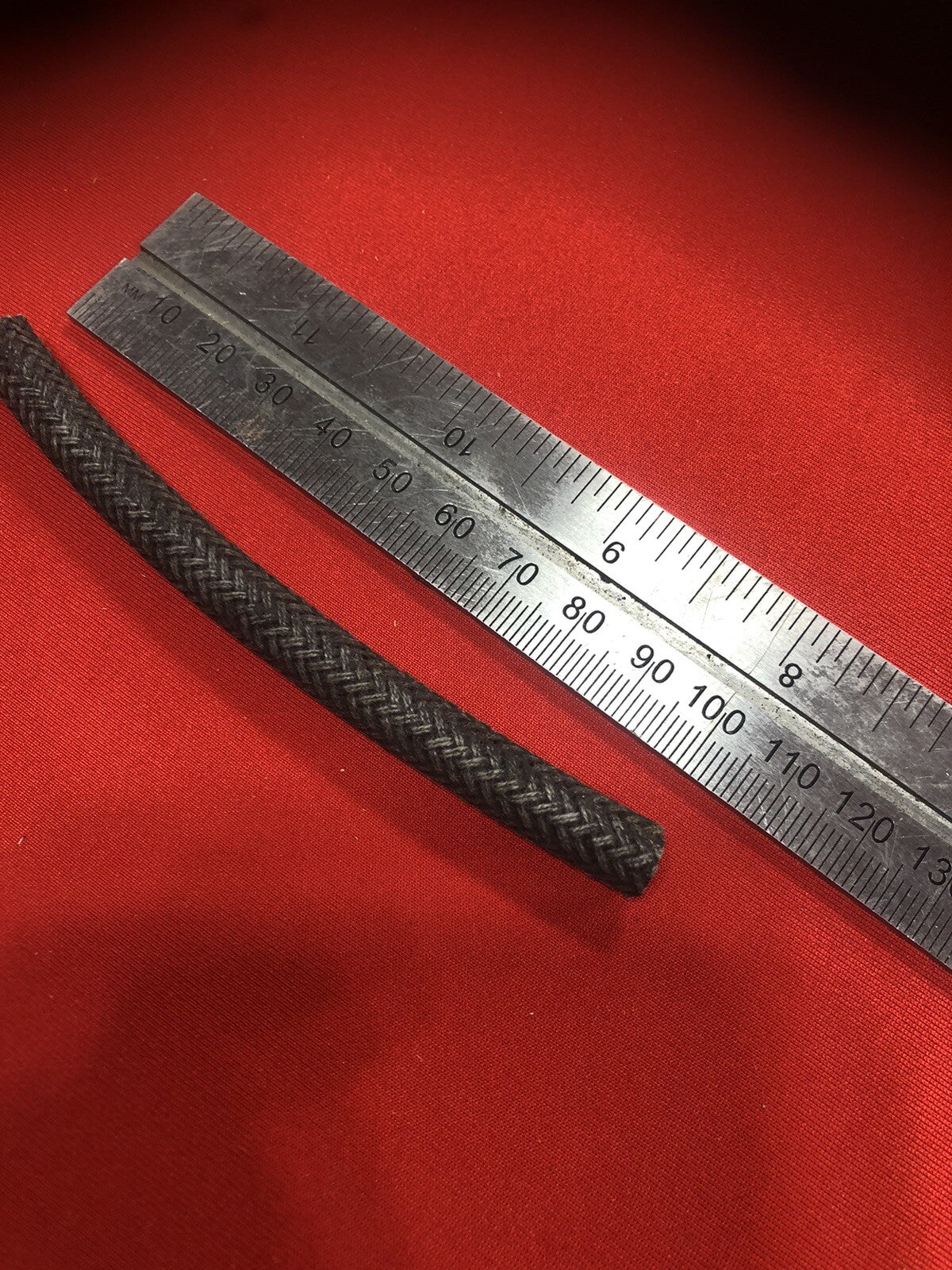 BMW Braided Vacuum Hose Pipe Line Black 3.5x2.0x100mm 11747797129 New2