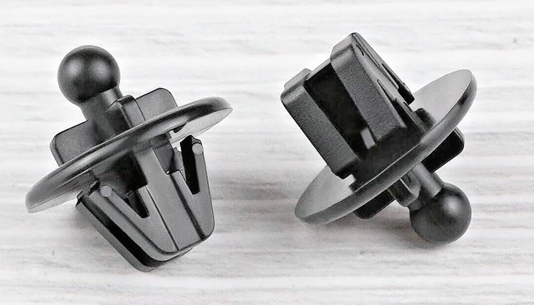 FORD Fiesta MK5/6 Parcel Shelf String Peg Mount 1208271 QTY of 217