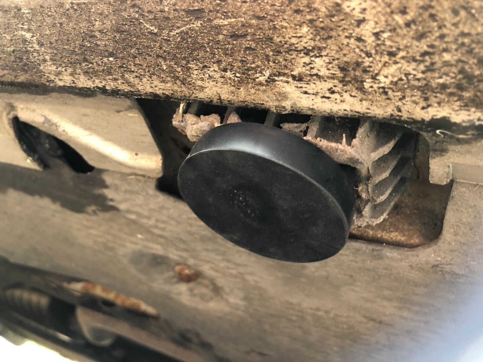 BMW Rubber Jack Pad Lift Adaptor x2 PCS - 1 3 4 5 Series E88 E46 E90 E60 F80 F826