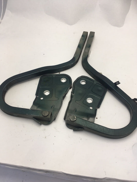 Pair Of Bonnet Hinge In Green From a Mini R50 R52 R53 01-060