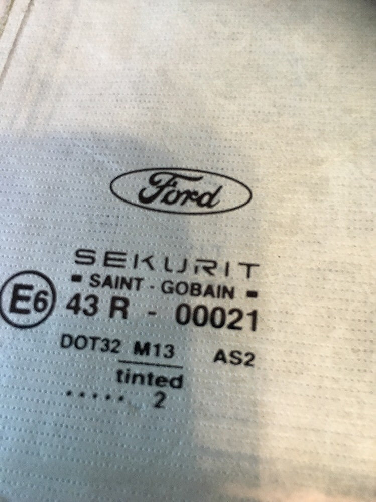 Window Glass Rear Left for Ford Mondeo Zetec 2.0 Mk3 Hatchback2