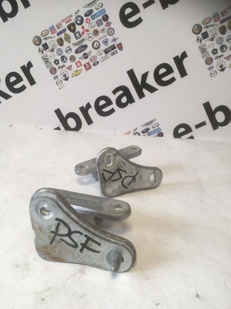 Door Hinge Pair Front Left Side From a Mercedes C Class W203 00-051