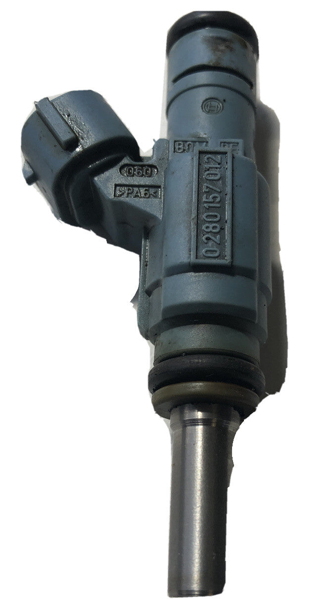 Fuel Injector 0280157012 From a Porsche 955 Cayenne 01-060