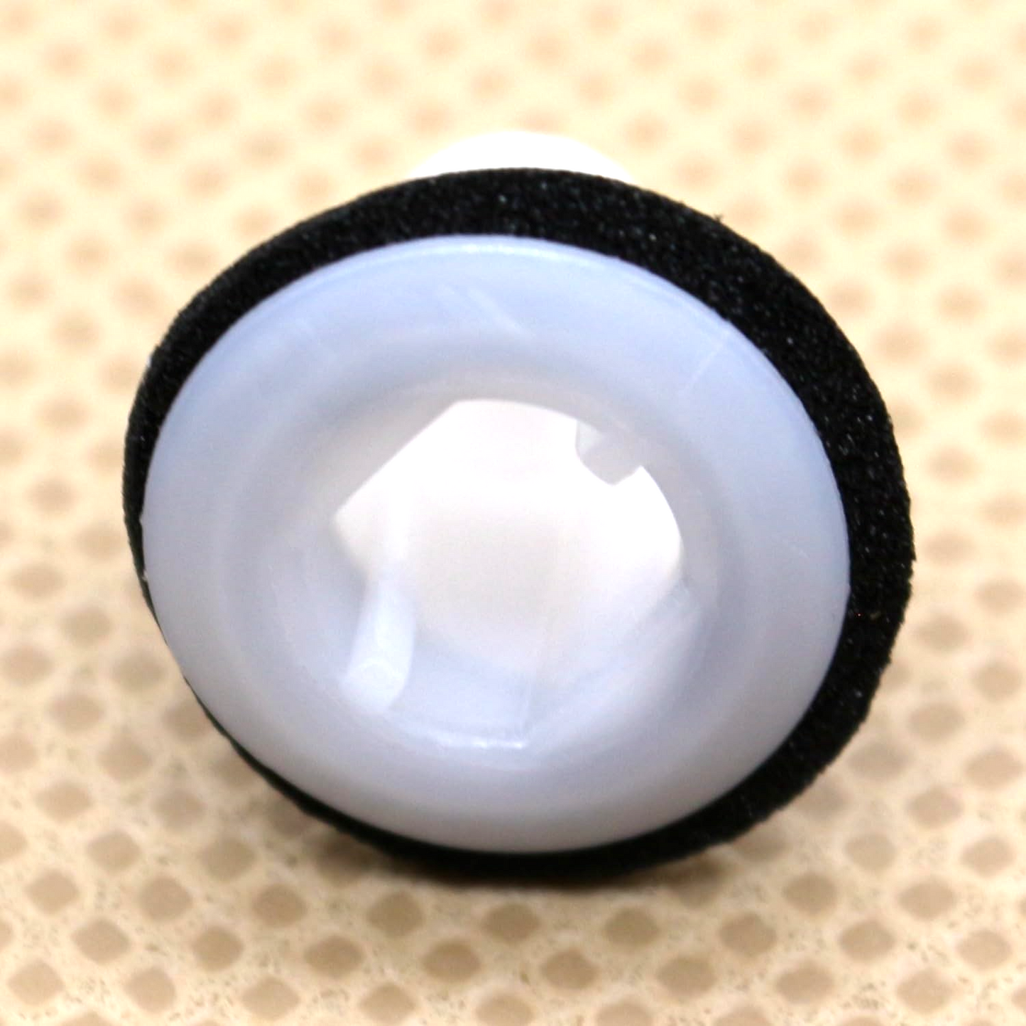 BMW Insulated Screw Grommet, Trim Panel Secure Mounting Clip Fastener 98 On  x2014