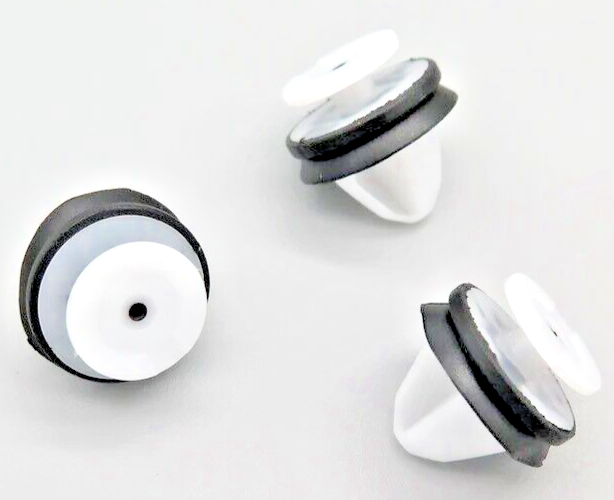 Land Range Rover Trim clips x5  Freelander Discovery Sport Evoque O.E.M LR0061015