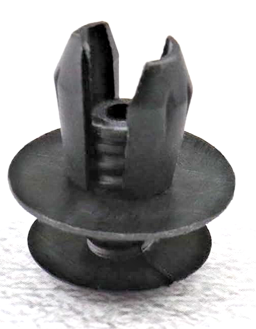 Skoda & SEAT Screw Clip Rivet Fastener Interior Trim Weather Shield Panels - 15.14
