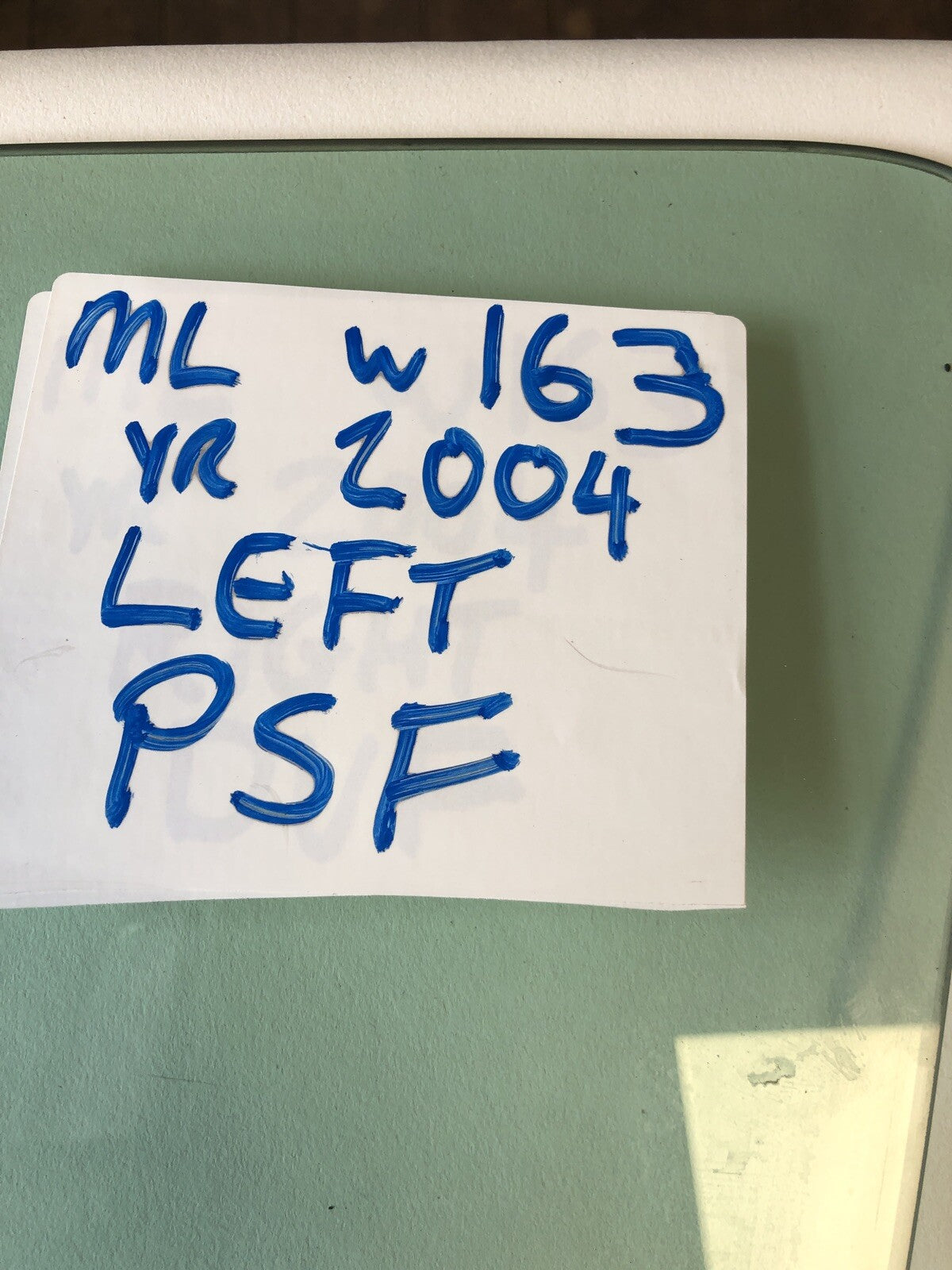 Mercedes Benz ML W163 Left Front Door Window Glass2