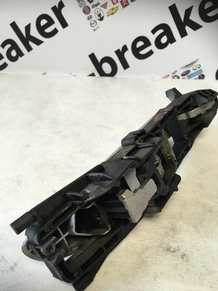 Exterior Door Open Handle Front Left From a Mercedes C Class W203 00-051