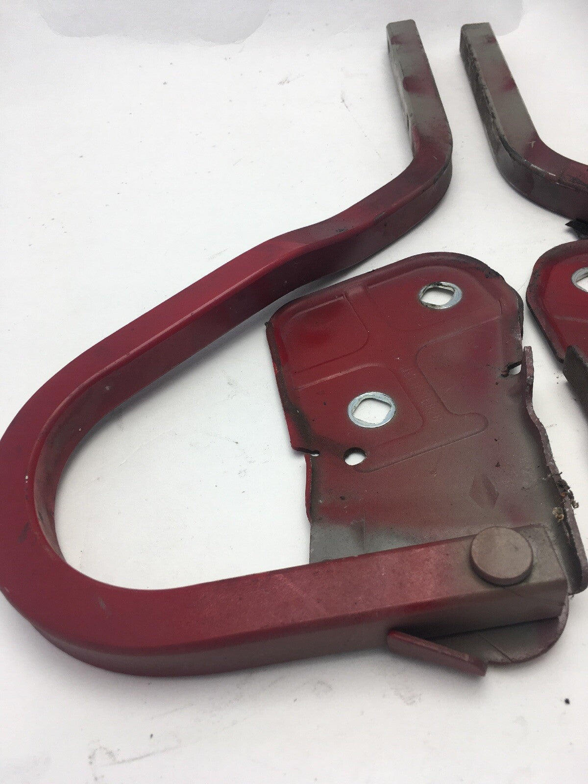 Pair Of Bonnet Hinge In Red From a Mini R50 R52 R53 01-061