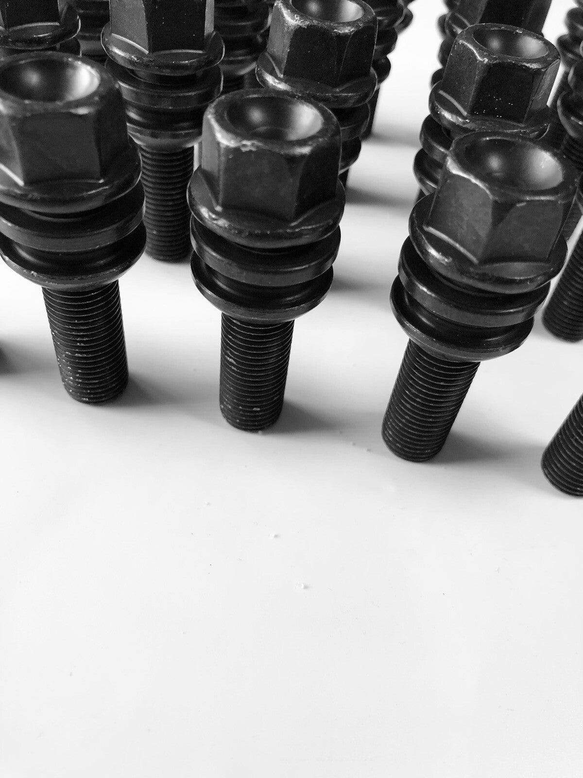 PORSCHE O.E Style Extended Wheel Bolts Floating Collar Black 37mm PSR9Line 10pcs7