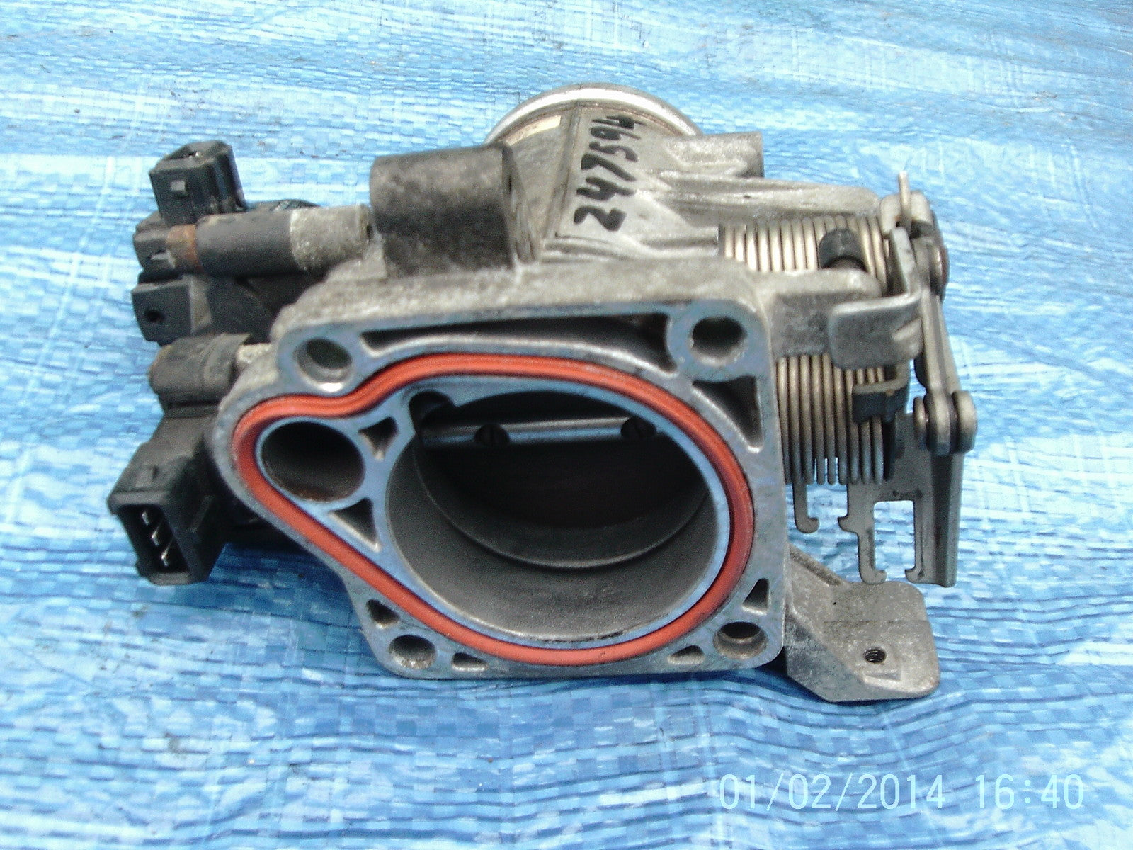 1247594 THROTTLE BODY from BMW E36 316 Ti COMPACT2