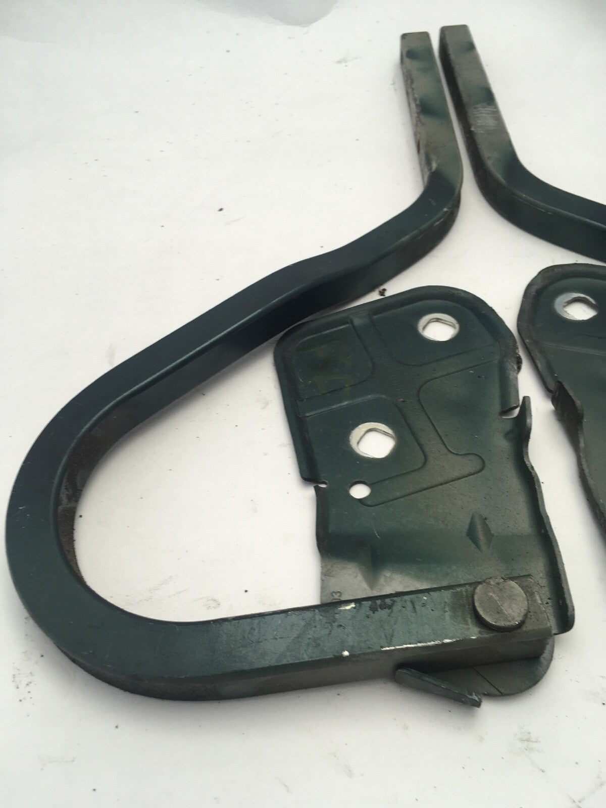 Pair Of Bonnet Hinge In Green From a Mini R50 R52 R53 01-061