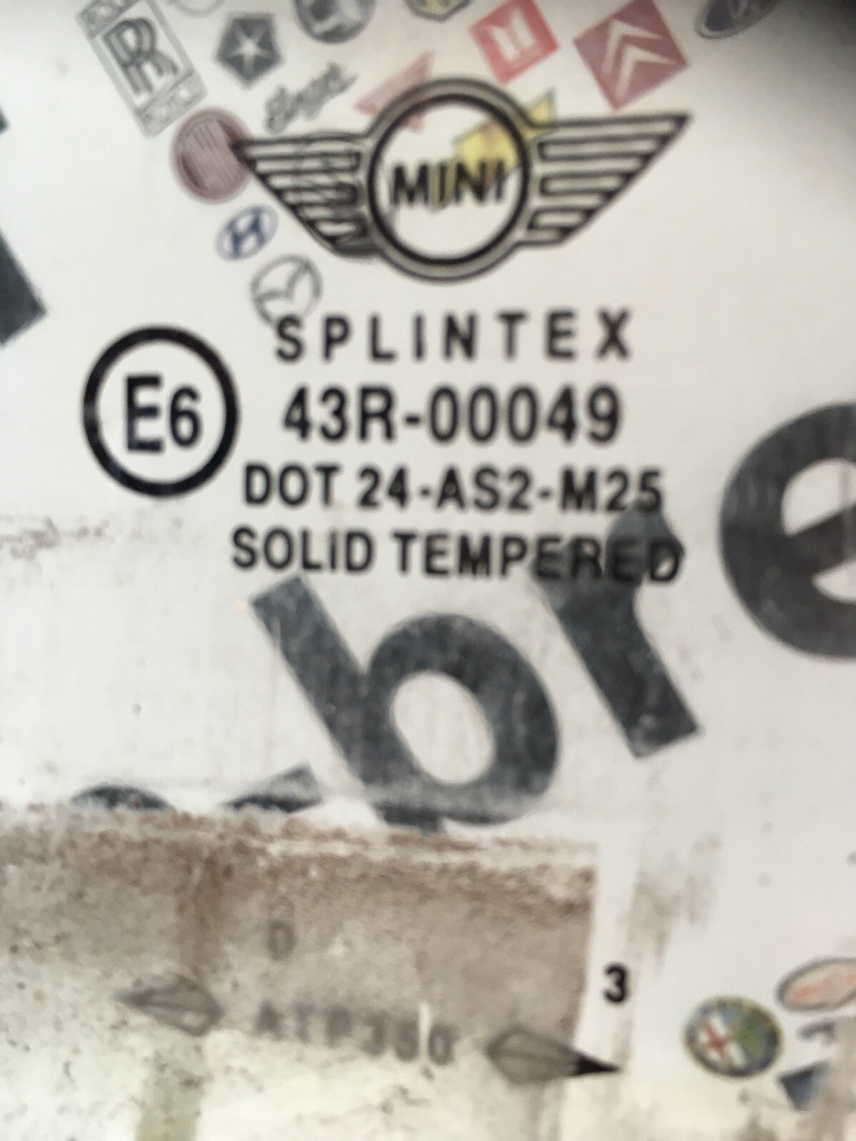 Door Window Glass Left Side from a Mini One R50 2003 1.61