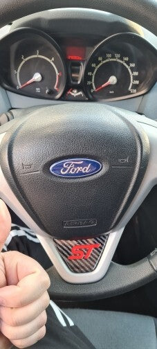 Ford Fiesta ST MK7 MK7.5 Carbon Fibre Effect Steering Wheel Badge Trim Red ST3