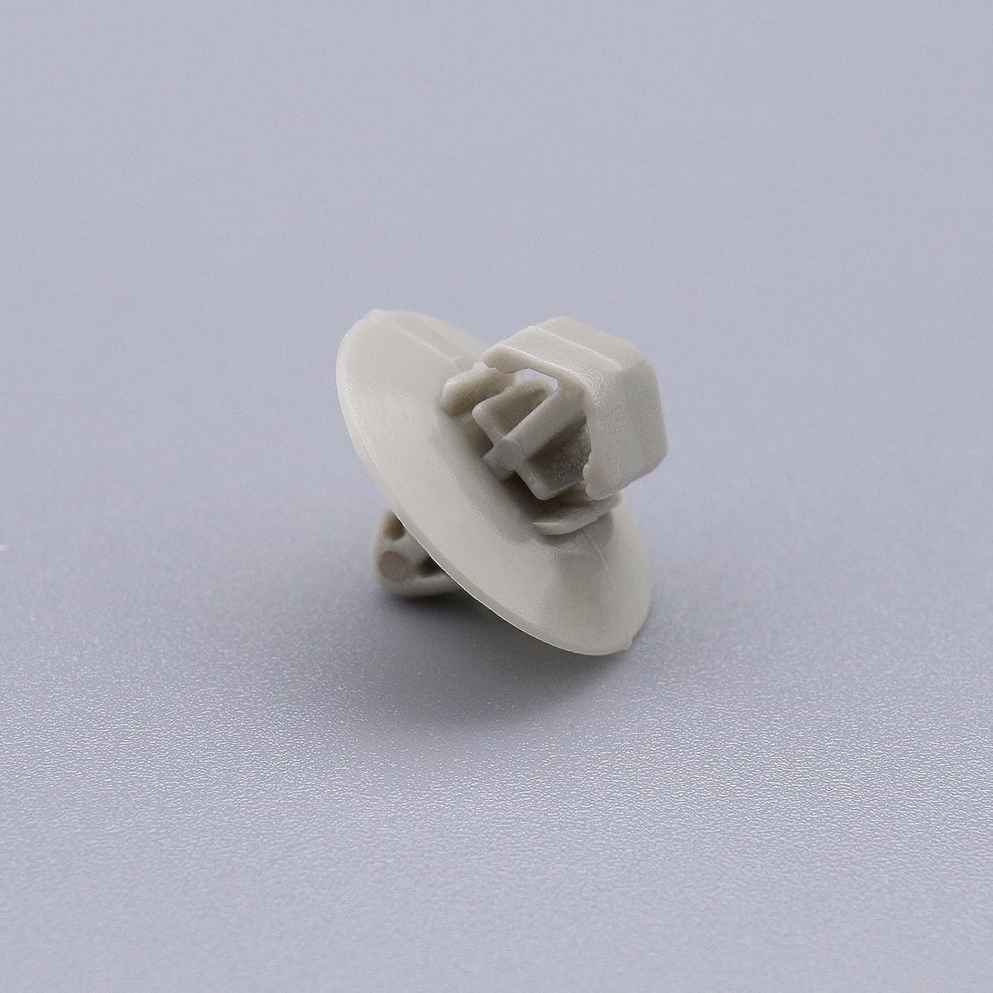 Vauxhall Renault Nissan Iveco Side Moulding Trim Clips 7703077421