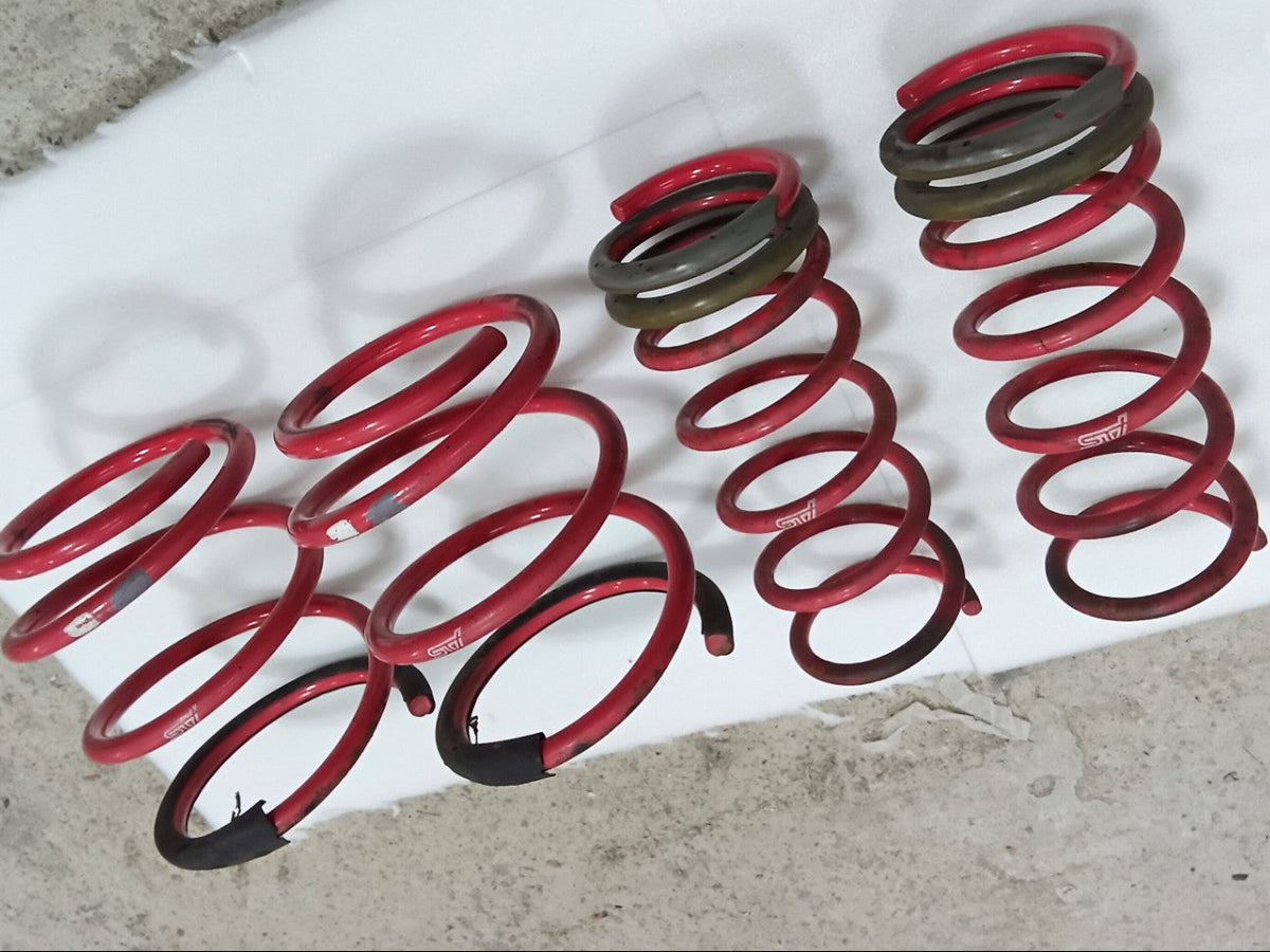 Subaru STI GH lowering spring set, additional original condition photo 5 of 6